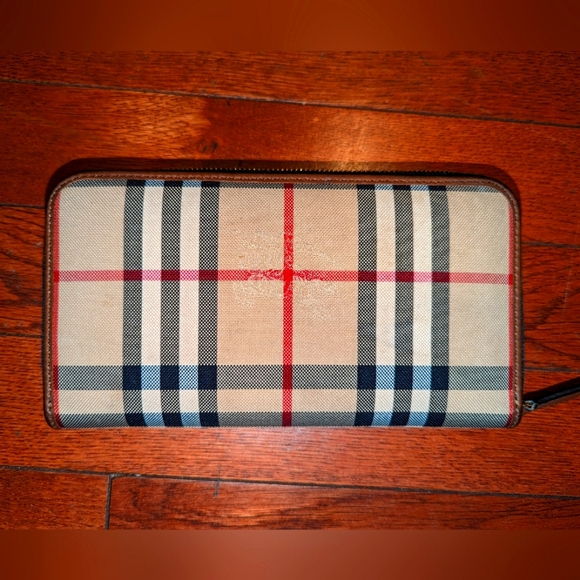 Burberry wallet - Picture 2 of 3